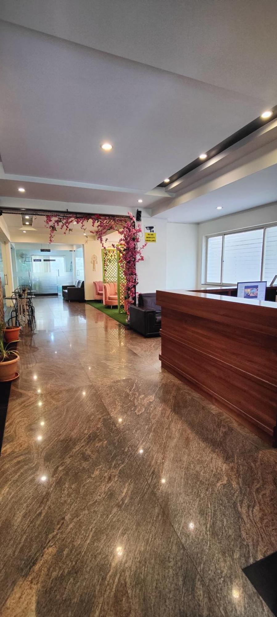 Hotel Krrish Inn - Ameerpet, Хайдарабад Экстерьер фото